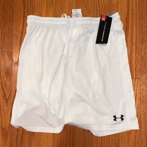 New White Under Armour Athletic Shorts 7.5” Inseam
